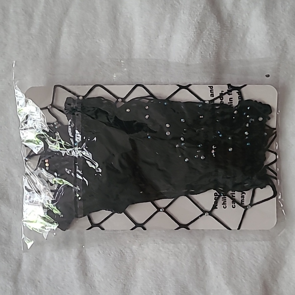 Bedazzled black fishnets - Picture 2 of 2
